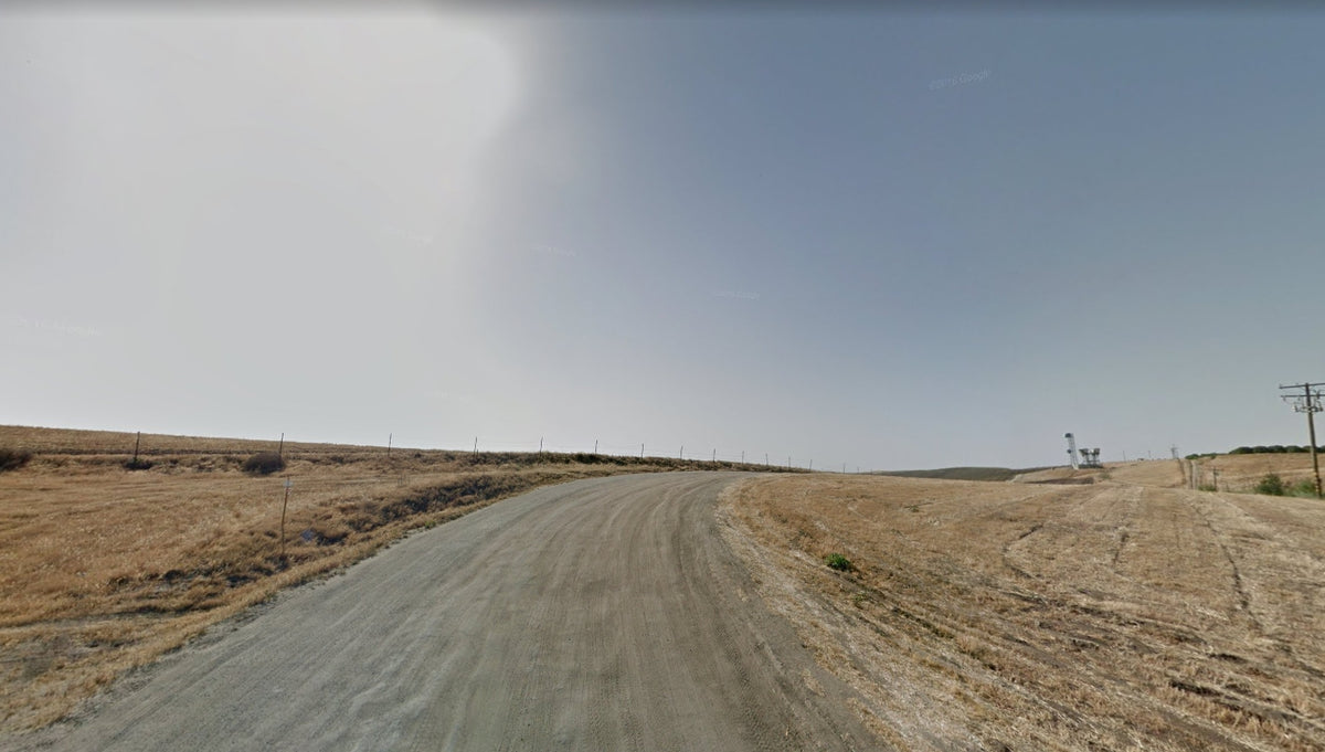 #L211969-1 4.73 Acres east of Delano in Kern County, CA $29,999.00 ($340.64/Month)