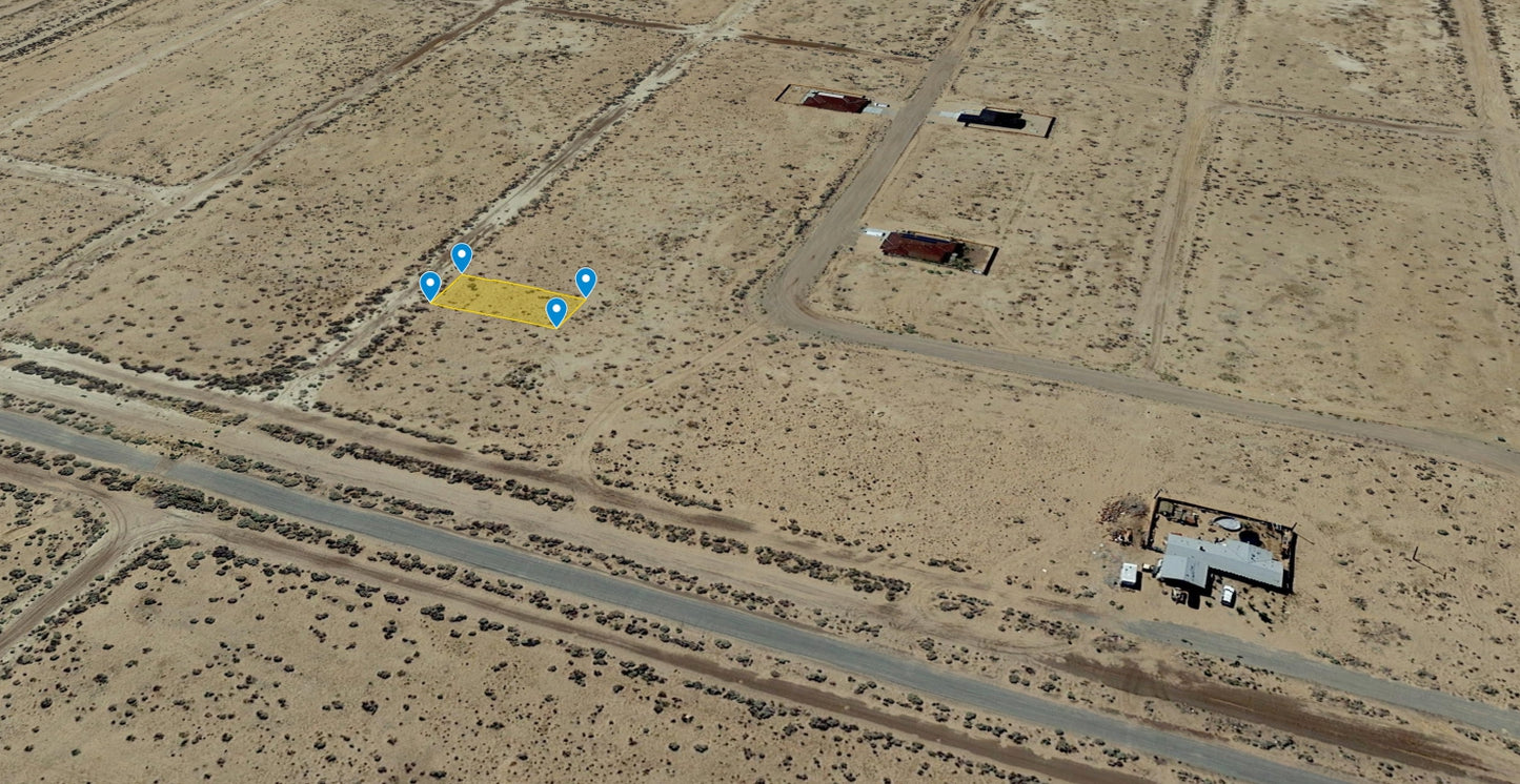 #L40079-1 .17 Acre Residential lot in California City, Kern County, CA $8,999.00 ($137.61/Month)